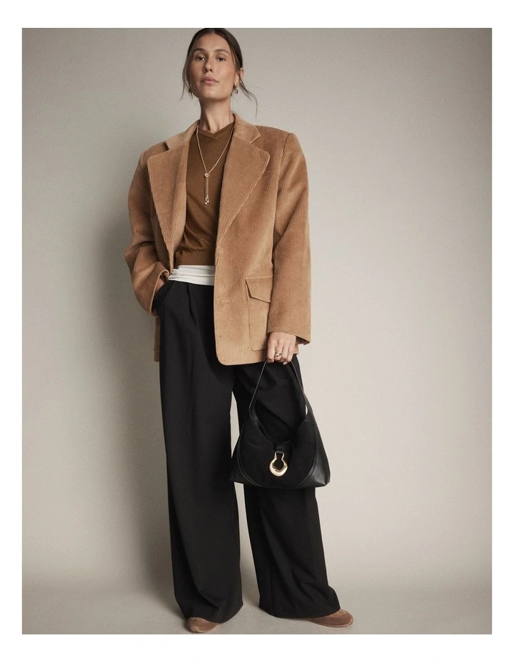 Shield Shoulder Bag in Black image 4