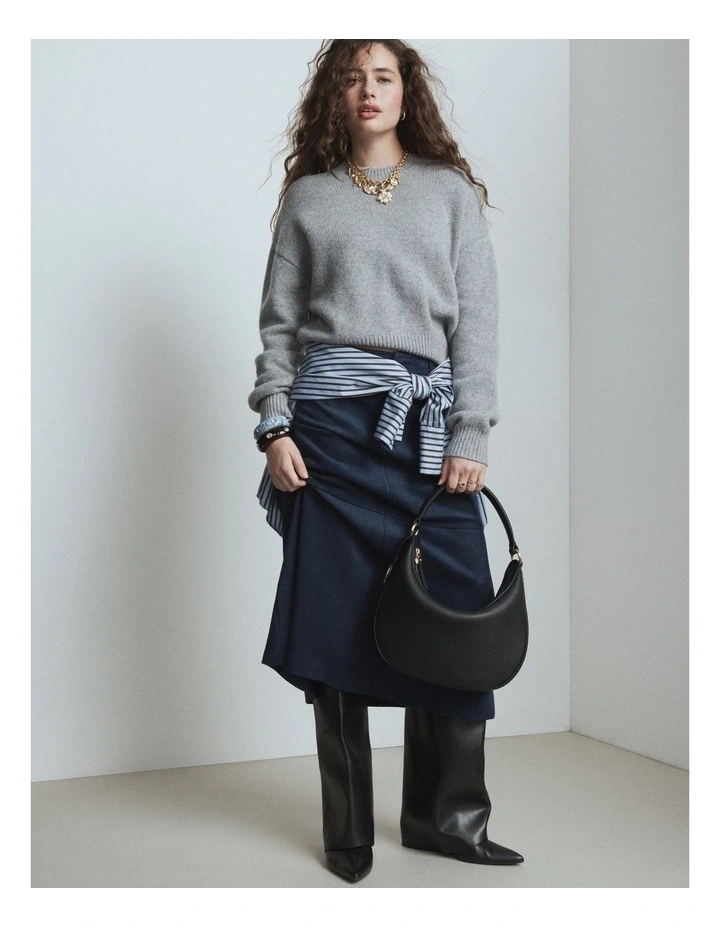 Luna Crescent Bag in Black image 4