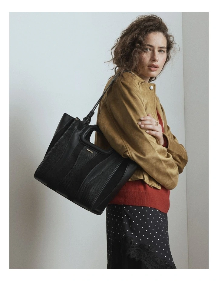 Harlowe Tote Bag in Black image 2