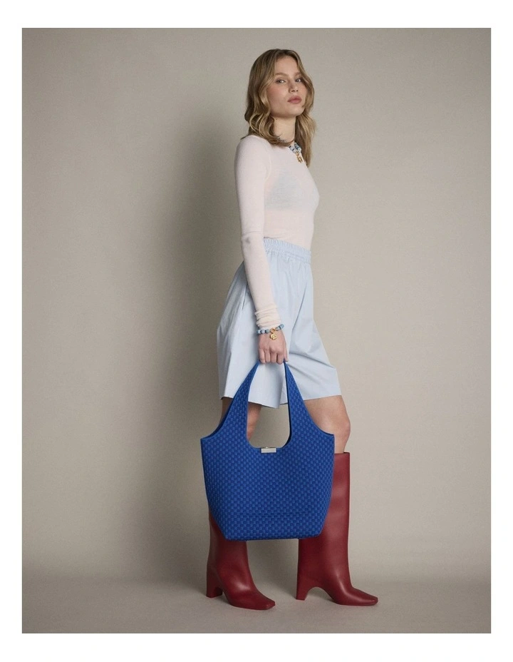Amelie Basket Tote Bag in Cobalt image 2