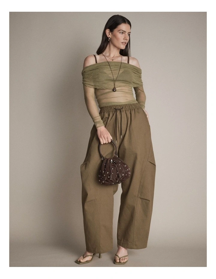 Limited Edition Cocoon Bag Bags Leather in Chocolate image 2