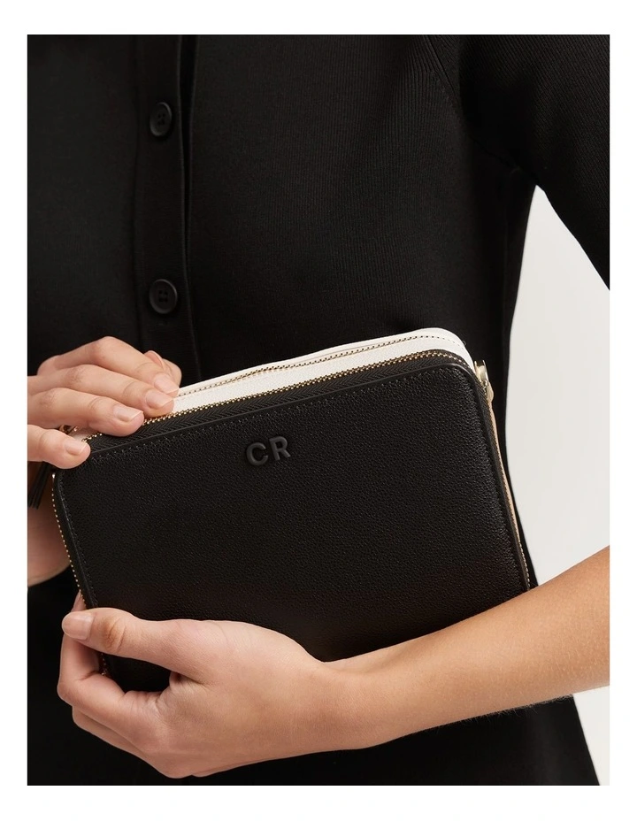 Wallet Crossbody in Black image 2