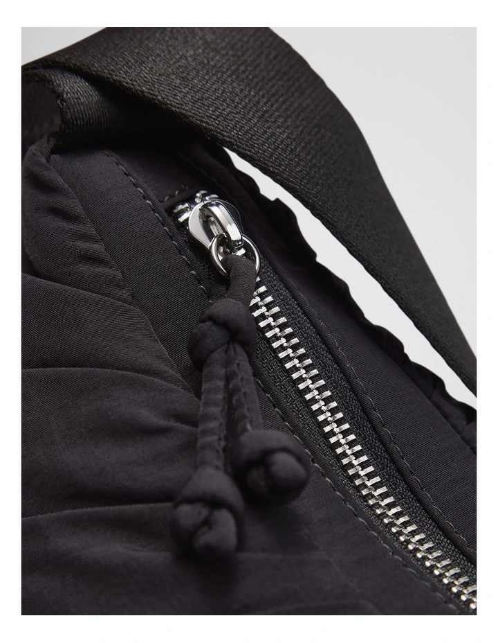 Cassie Hobo Bag in Black image 3