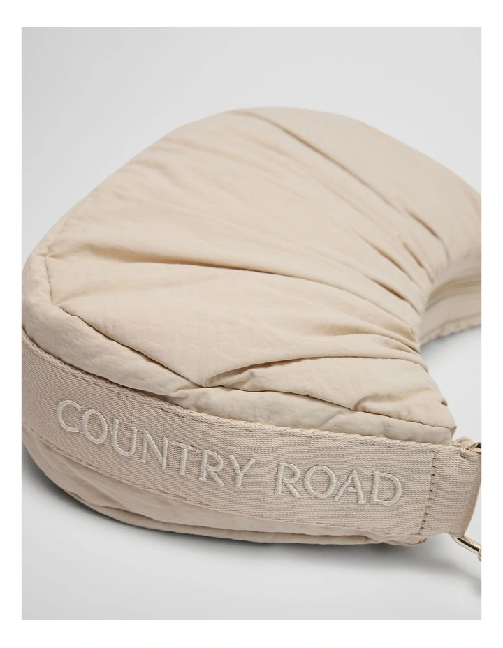 Cassie Crossbody Bag in Crema image 3