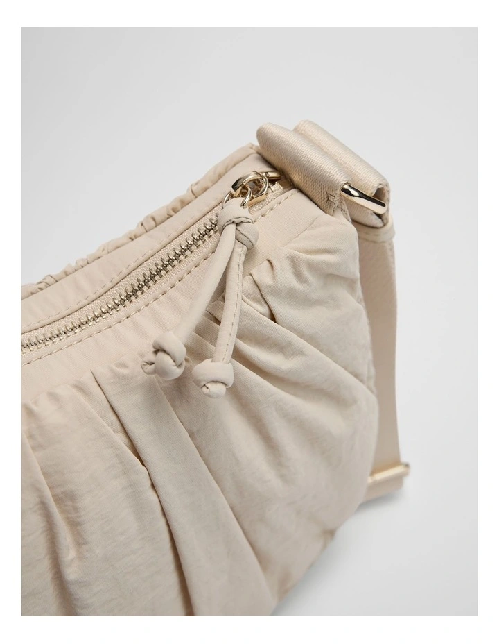 Cassie Crossbody Bag in Crema image 4