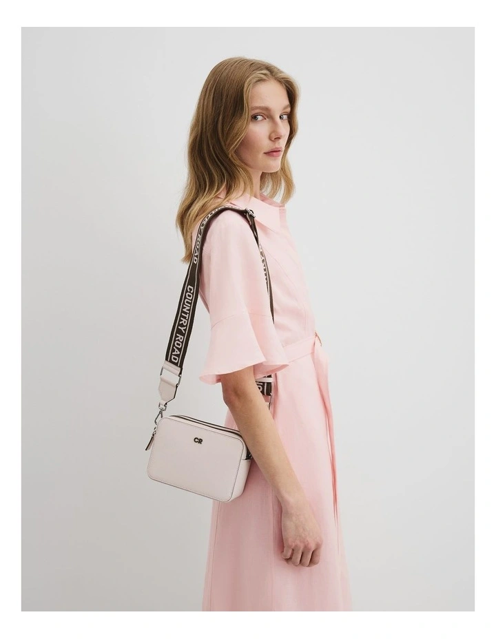 Contrast Camera Bag in Ballet Pink image 2