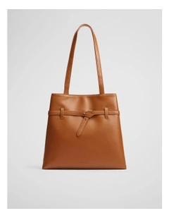 Sadie Shoulder Bag in Tan