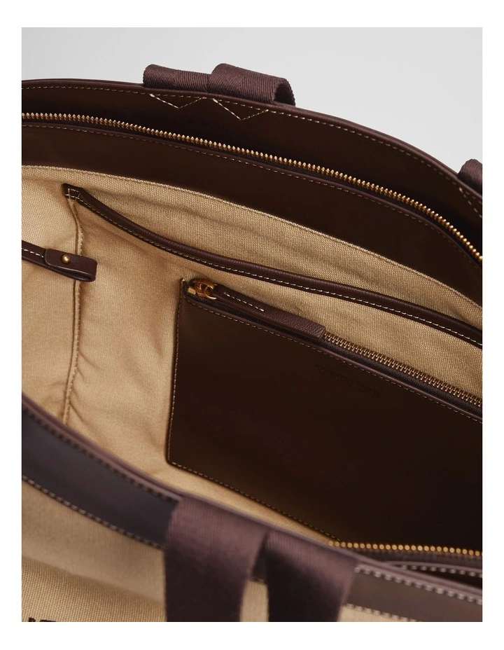 Country Road Essential Tote in Camel image 5
