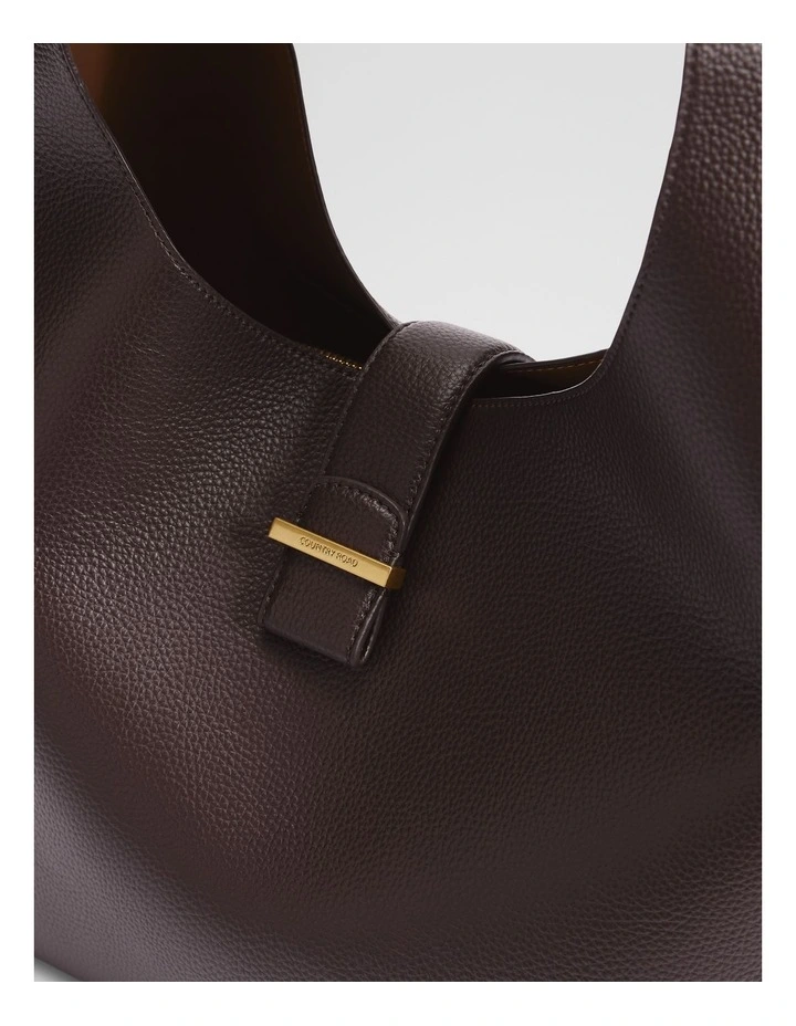 Essential Hobo Bag in Espresso image 3