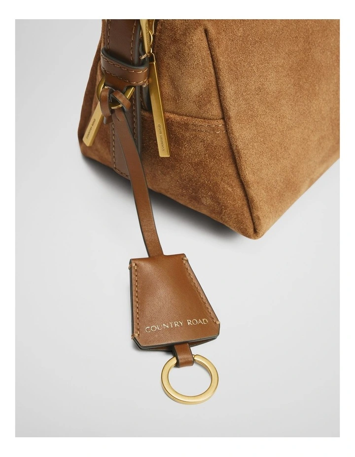 Isla Leather Shoulder Bag in Camel image 6