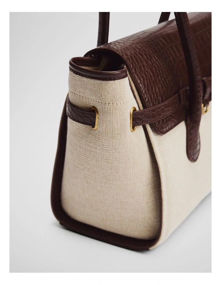 Top Flap Shoulder Bag in Camel image 4