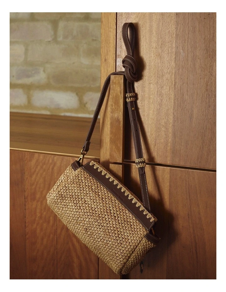 Lily Clutch in Natural image 2