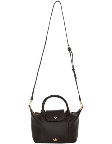 Chocolate Pebble colour