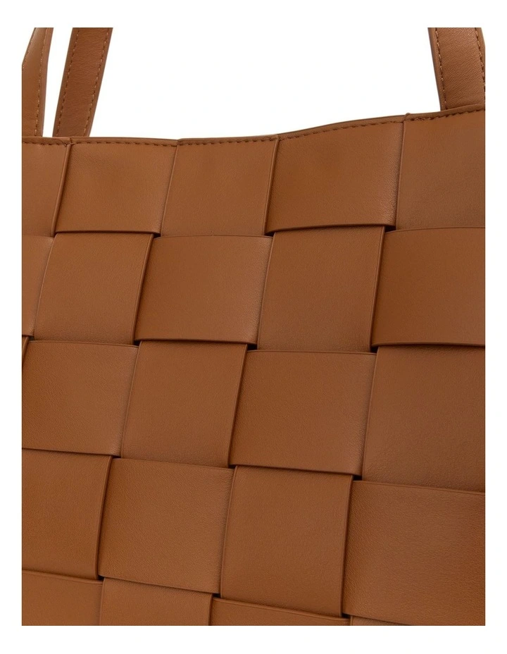 Lisa Tote Bag in Tan Weave image 3