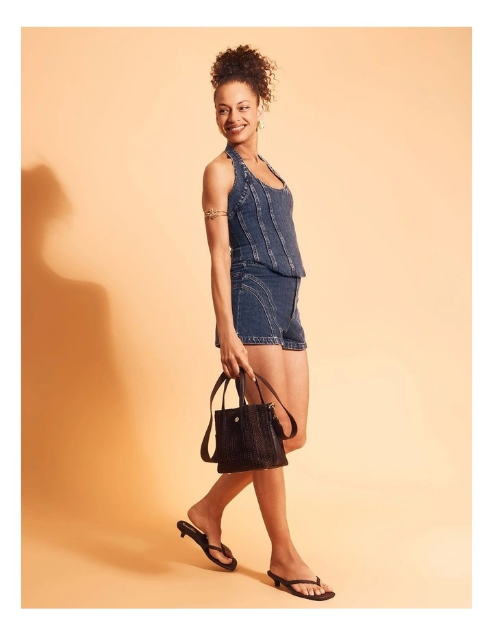 Jada Crossbody Bag in Chocolate Raffia image 3
