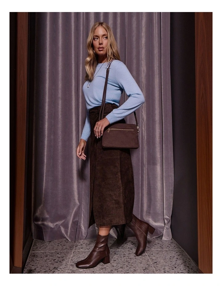 Asha Cross Body Bag in Chocolate Micro image 2