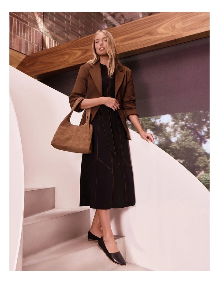 Diana Hobo Bag in Tan Micro image 5