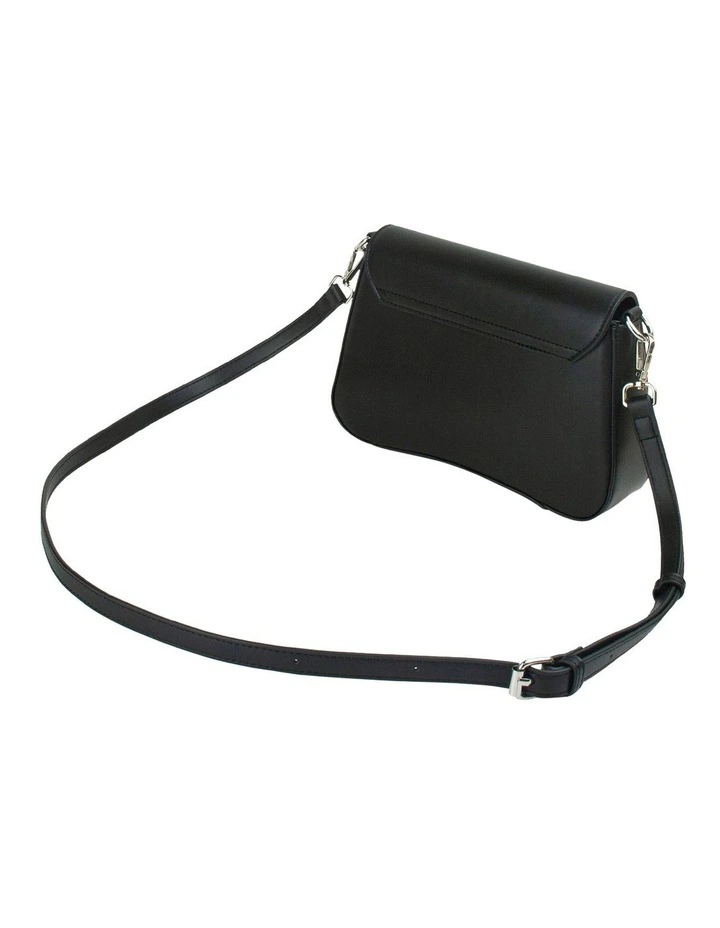 Zoe Wavy Crossbody Bag in Black image 2