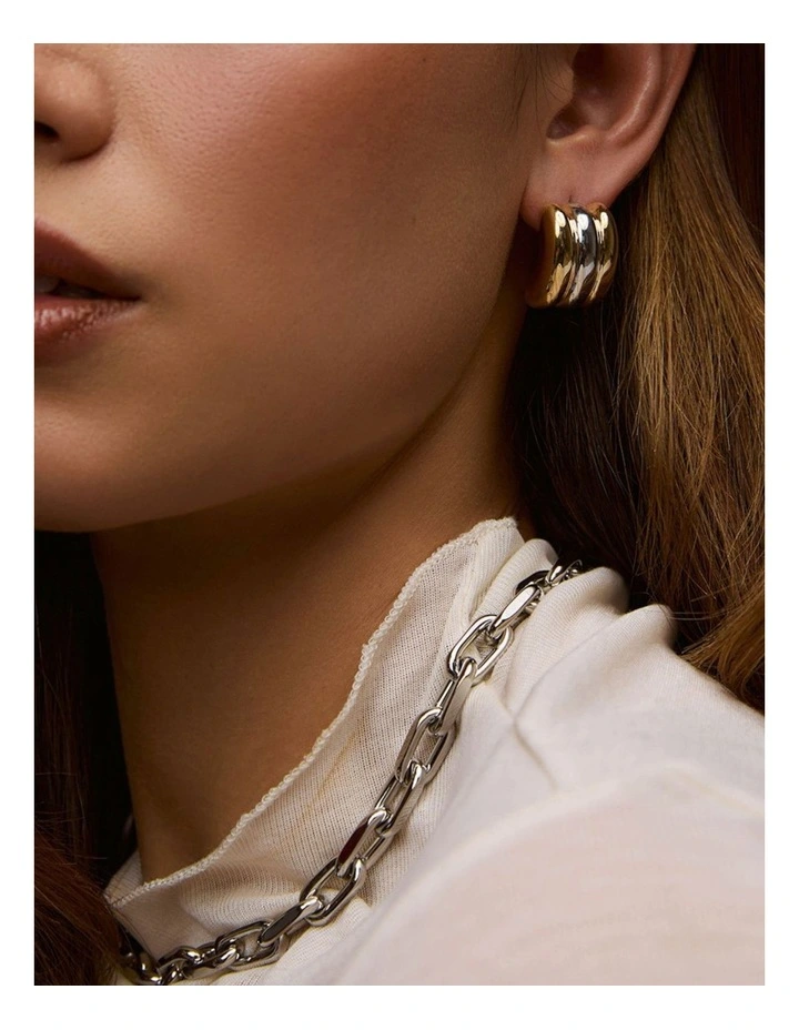Zahar Zoey Earrings in Gold image 2