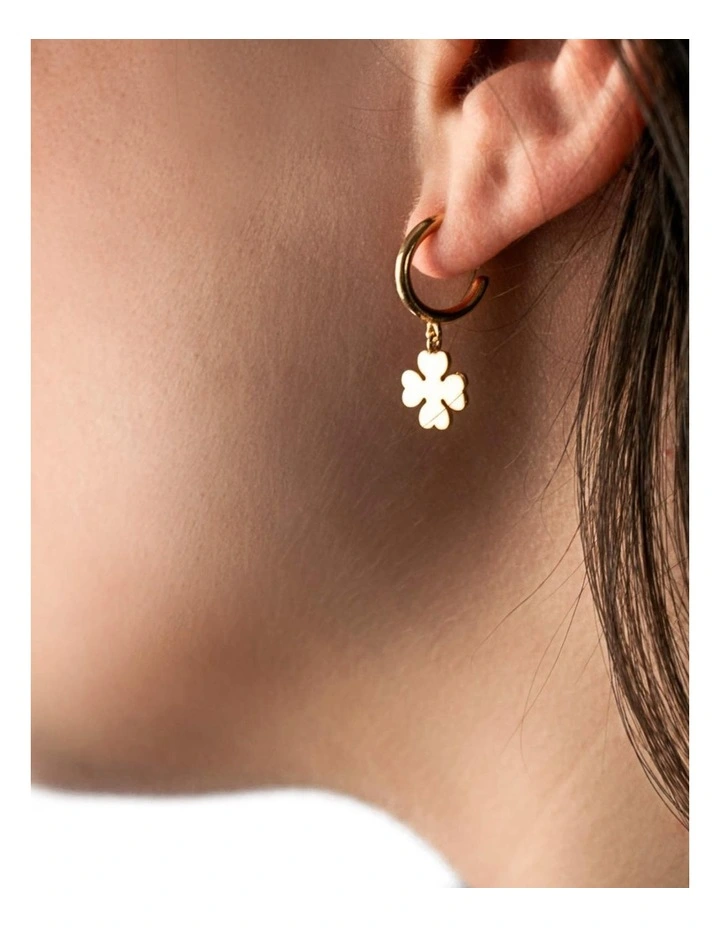 Gregio Simply Me Tiny Shiny Yg Hoops with Clover in Gold image 2