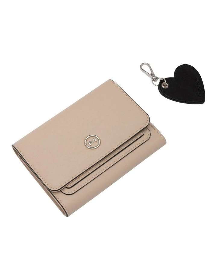 Madeline Wallet And Heart Keyring in Nude image 2