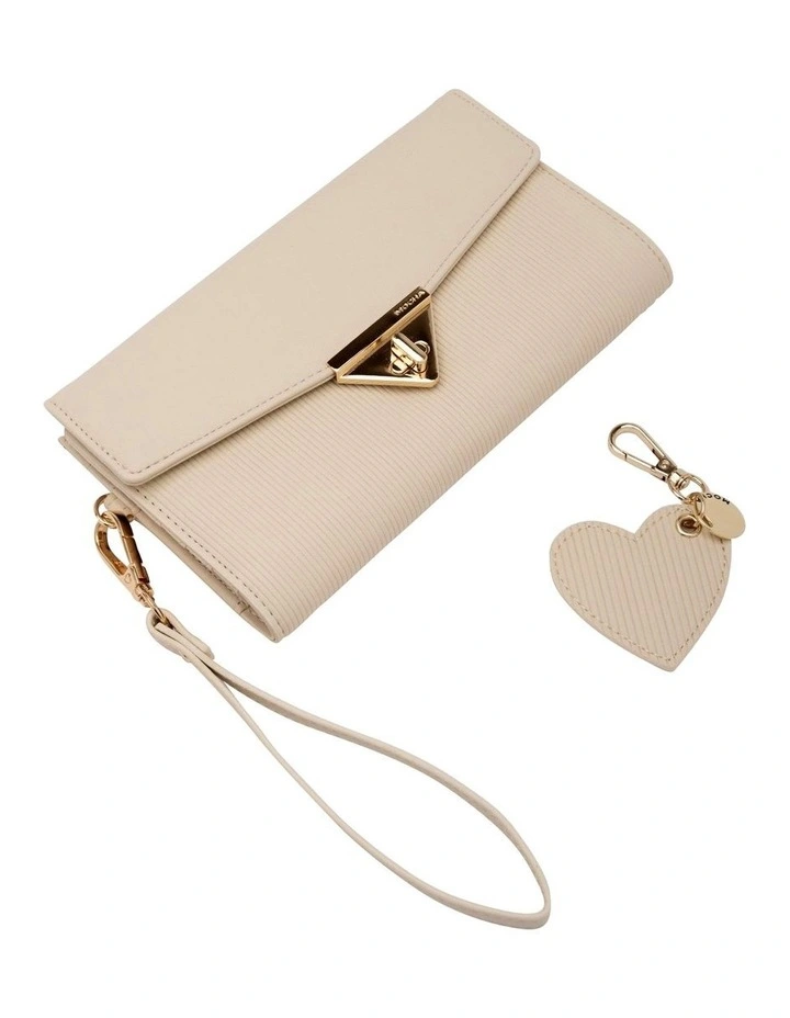Penelope Wallet Clutch And Heart Keyring in Cream image 2