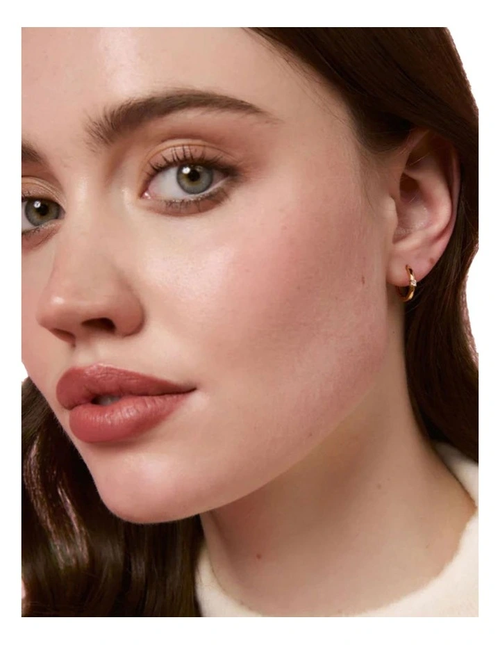 Bianc Elsie Huggies Earrings in Gold image 2