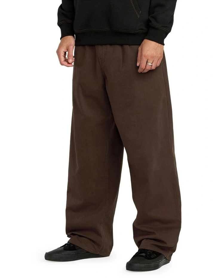 Chillow Pleat Elastic Waist Pant in Brown image 3