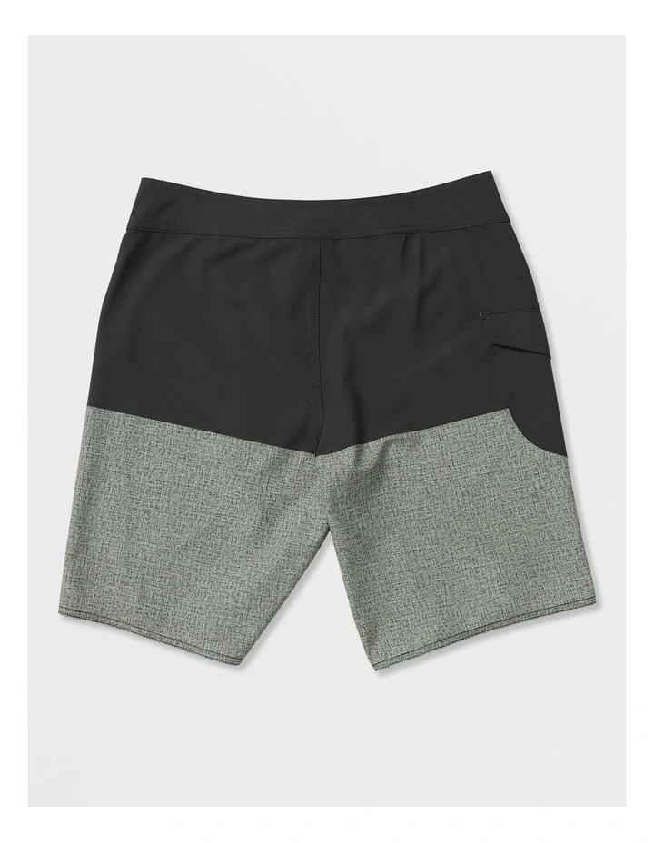 Manic 2 2 Inch Boardshorts in Black image 2