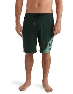 Vee Bee Mod 20 Inch Boardshorts in Multi