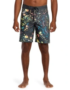 Excite Stoney Scallop 19 Inch Boardshorts in Black