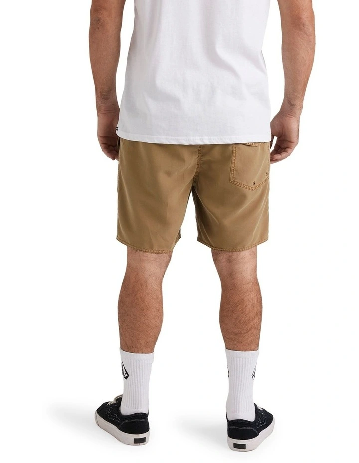 Center Trunk 17 Inch Boardshorts in Green image 2