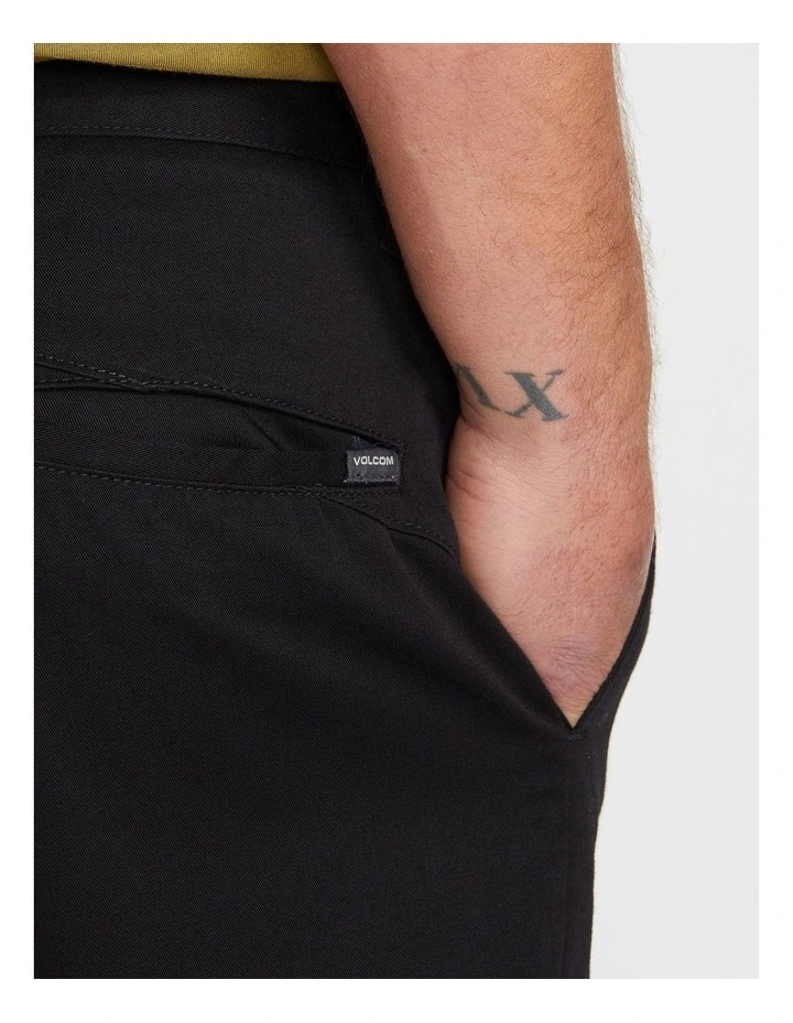 V Monty Chino Shorts 22 Inch in Black image 4