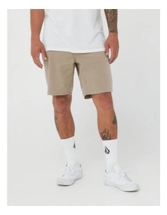 V Kinkade Light Weight Shorts in Green