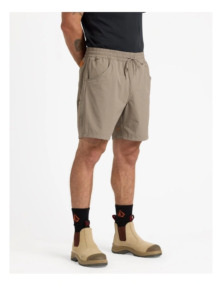 Rack II Work Hybrid Shorts 17 Inch in Black image 3