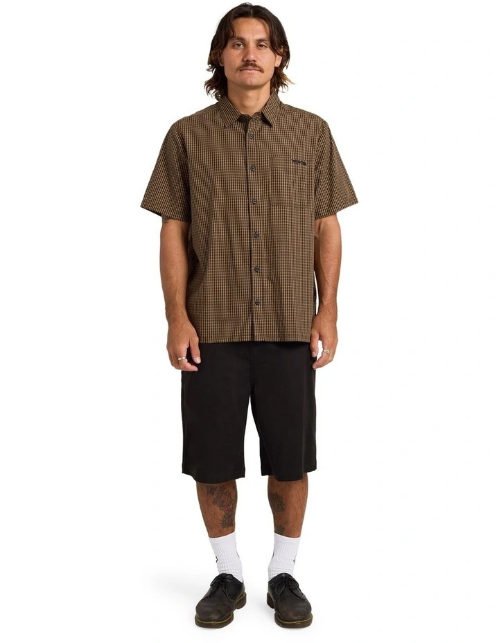 Billow Chino Shorts 23 in Black image 5