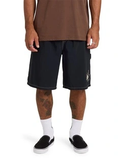 Disturb Elastic Shorts 21 in Black
