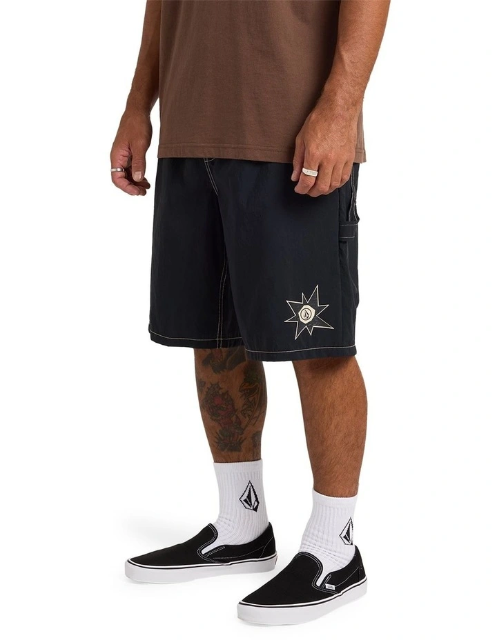 Disturb Elastic Shorts 21 in Black image 3