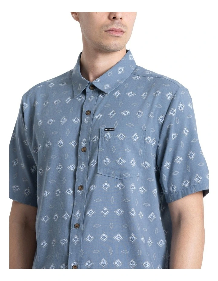 Trusted Short Sleeve Shirt in Blue Wash image 3