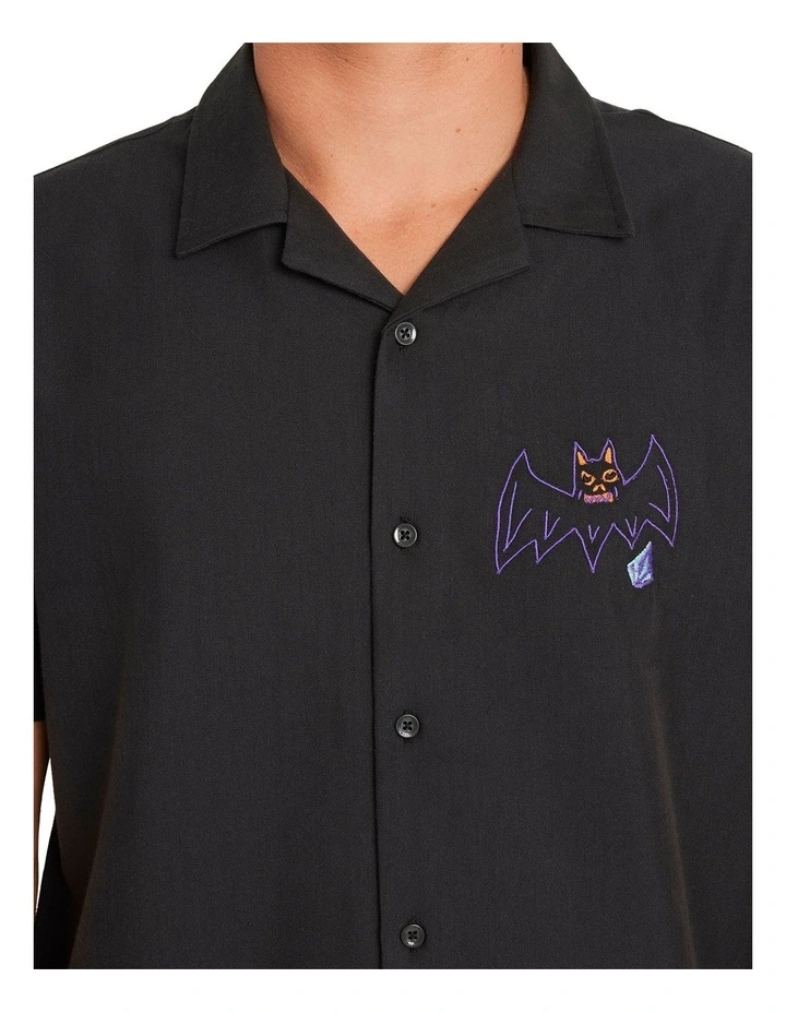 Featured Artist Ozzy Woven Short Sleeve Shirt in Stealth image 4