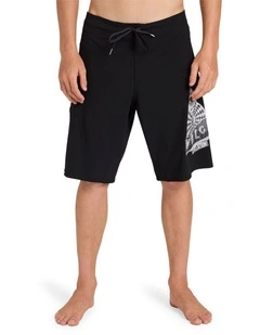 Revelation Lib Boardshorts in Black