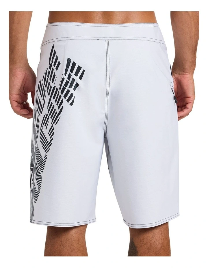 Reaper Stone Mod 21 Inch Boardshorts In White image 2