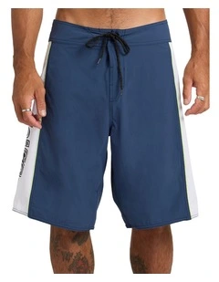 Sidelines Lib 21 Inch Boardshorts In Light Navy