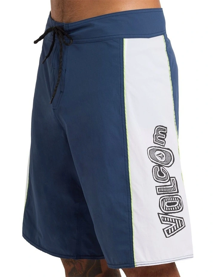 Sidelines Lib 21 Inch Boardshorts In Light Navy image 4