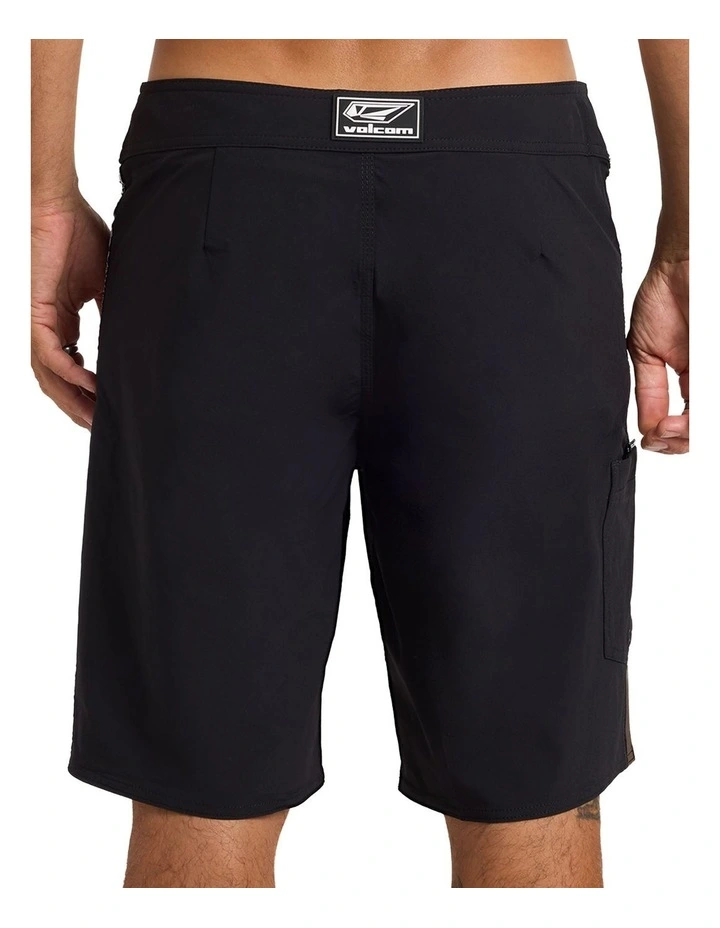 Command Liberator 20 Inch Boardshorts In Black image 2