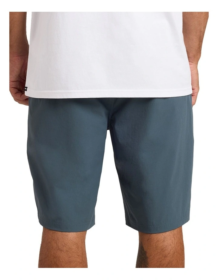 Frickin Cross Shred 20 Inch Hybrid Shorts In Dark Slate image 2