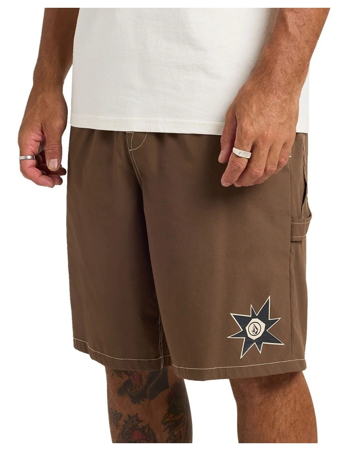 Disturb Short 21 Inch Shorts In Brown Stone image 3