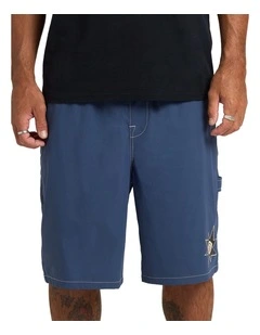 Disturb Short 21 Inch Shorts In Light Navy