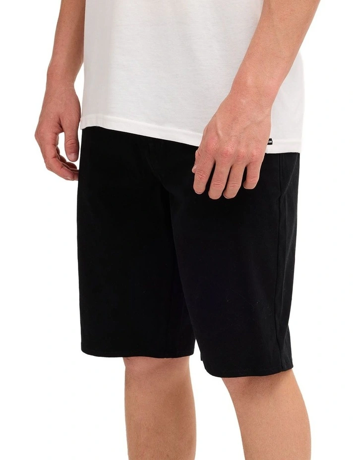 Unhinged Chino Shorts In Black image 3