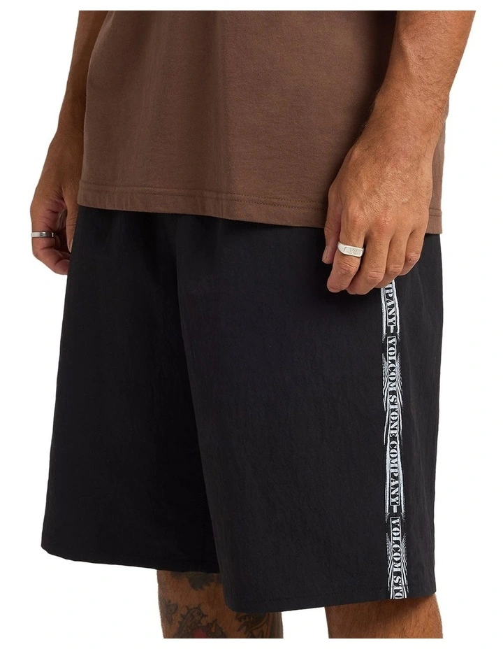 Dispensor Short 22 Inch Shorts In Black image 3